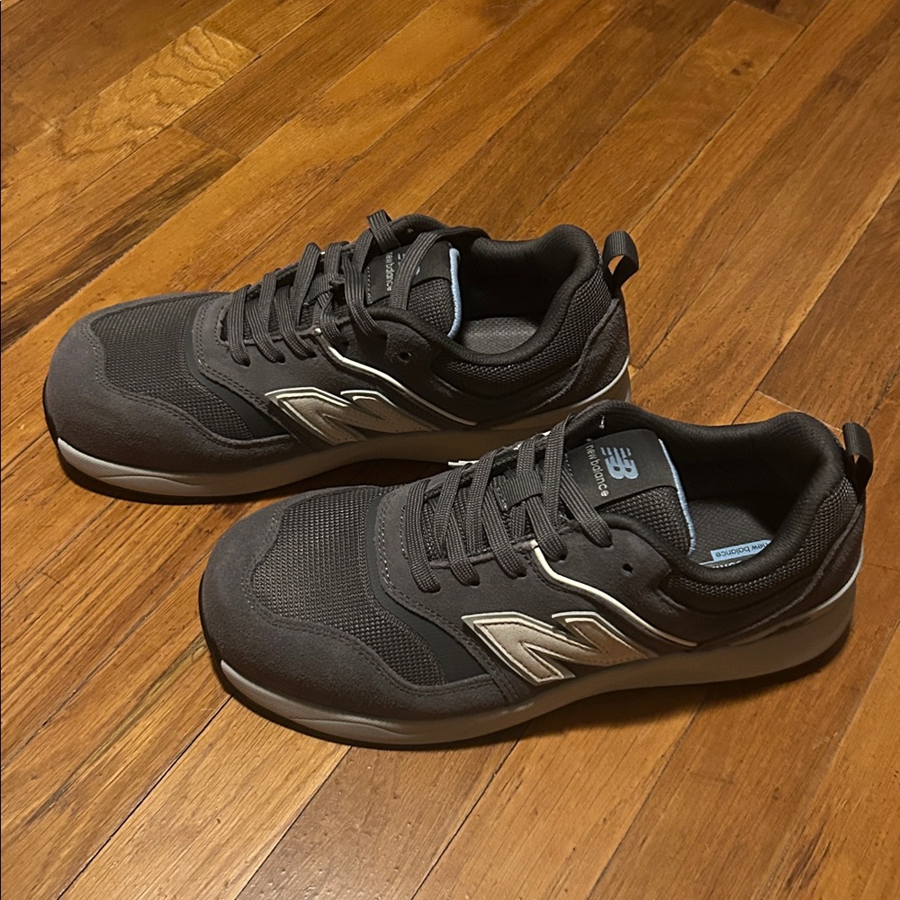New Balance Women’s Elite Lite Composite Toe Non Slip Sneakers-Brand New In Box
